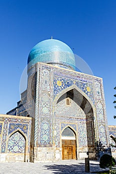Courtyard of Madrasah Ttilla-kari Tilya Kori on Registan square in Samarkand, Uzbekistan