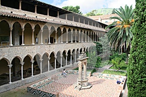 Courtyard of Pedralbes abbey.