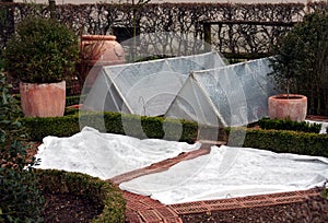 Covered garden bed