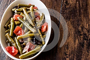 Cow Peas Salad with olive oil tomato and onions / Borulce salatasi