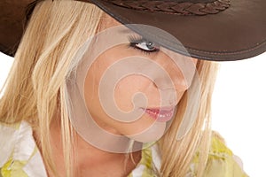 Cowgirl close head hat green plaid look side