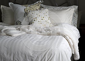 Cozy Bed Linens