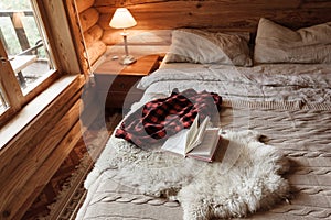 Cozy winter weekend in log cabin