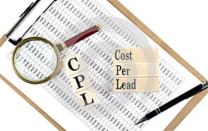 CPL - Cost Per Lead text on wooden block on chart background