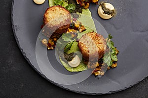 Crab cakes with sauce