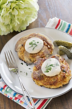 Crab cakes with creamy mustard sauce