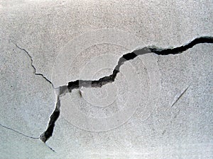 Cracked concrete