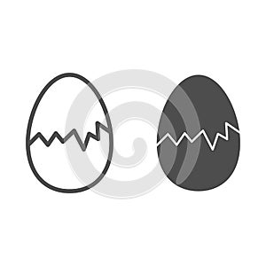 Cracked egg line and solid icon. Hatch the chicken outline style pictogram on white background. Happy Easter traditional