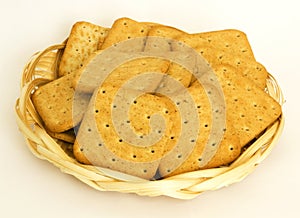 Crackers with rye brans