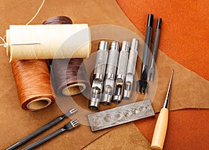 Craft tool for leather