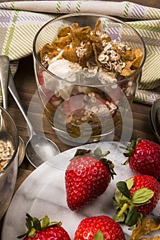 Cranachan, a very traditional scottish dessert with strawberries