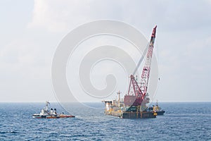 Crane barge doing marine heavy lift installation