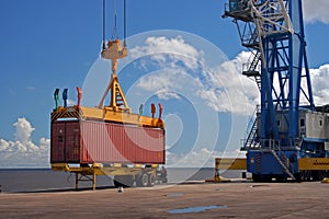 Crane container photo