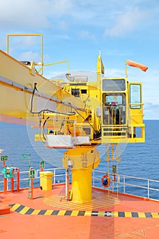 Crane, Crane winch, hook