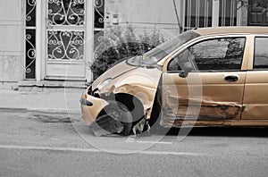 Crashed car photo