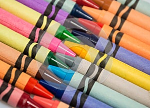 Crayons in diagonal arrangement