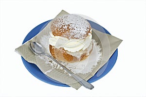Cream bun with almond paste