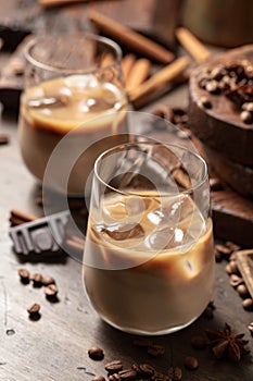 Cream and coffee cocktail in glasses with ice