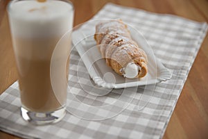 Cream horn pastries