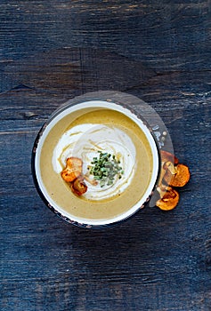 Creamy chanterelle soup