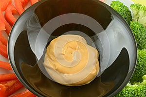 Creamy dip with vegetables