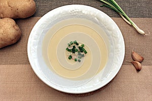 Creamy garlic and potato soup