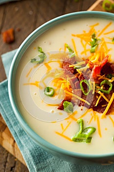 Creamy Loaded Baked Potato Soup