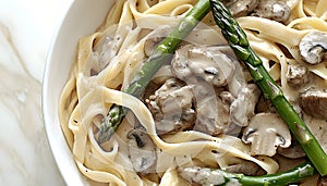 Creamy Mushroom & Asparagus Pasta