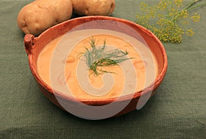 Creamy potato and dill soup