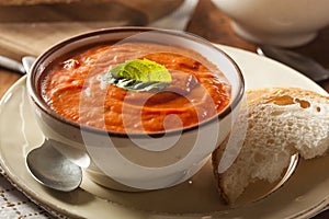 Creamy Tomato Basil Bisque Soup photo