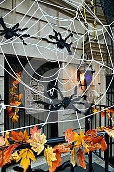 Creative outdoor Halloween decorations.
