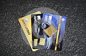 Credit card security internet data - encryption transactions on credit card lock secured