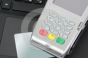 Credit cards reader