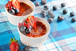 Creme brulee (cream brulee, burnt cream)