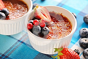 Creme brulee (cream brulee, burnt cream)