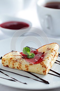 Crepe with jam