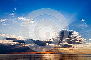 Crepuscular rays on Tyrrhenian sea