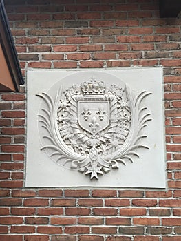 Crest
