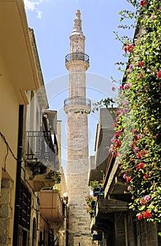 Crete the minaret