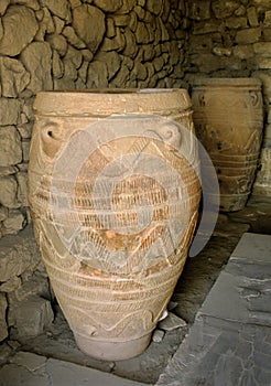 Crete vase