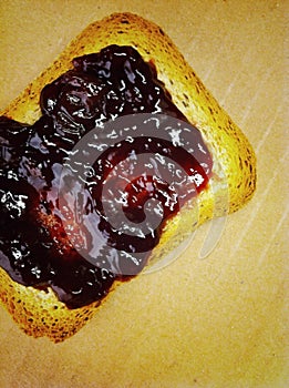 crisp bread and cherry jam