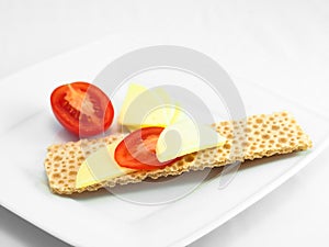 Crispy bread with low fat cheese