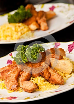 Crispy fish with curry sauce