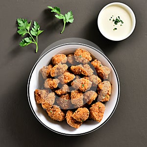 Crispy fried breaded chicken bites