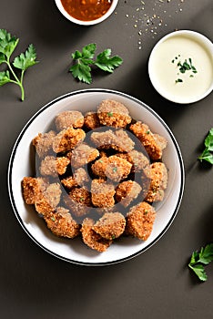 Crispy fried breaded chicken bites