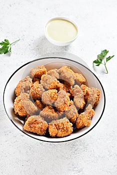 Crispy fried breaded chicken bites