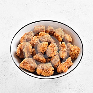 Crispy fried breaded chicken bites