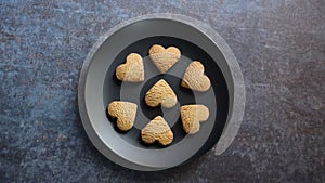 Crispy heart shape cookie