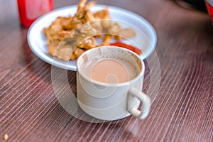 Crispy Kanda bhaji,Pyaj Pakode,fried onion pakoda,onion bhaji with pav or bread.delicious street food,Indian snack in monsoon