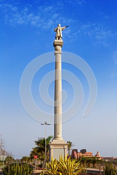Cristobal Columbus colon statue in Maspalomas
